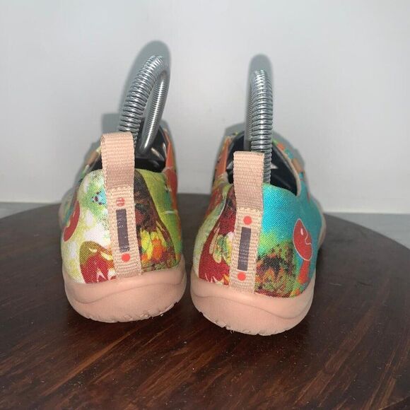 UIN Women’s 5.5 Slip On Shoes Canvas Comfortable Loafers Slip On "Butterfly" - Picture 8 of 11